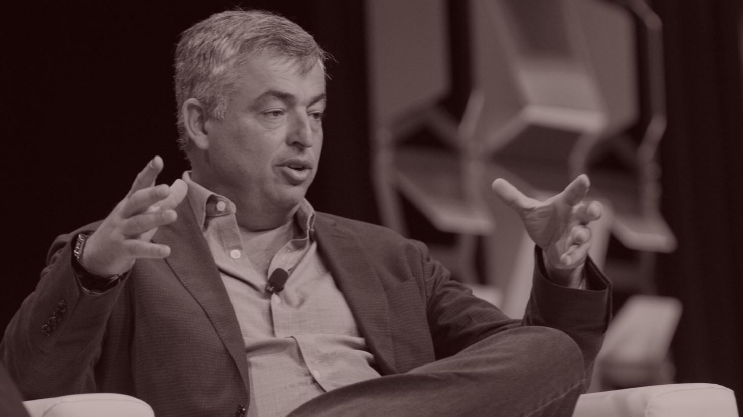 Is Apple’s Eddy Cue About to Get NFL's Sunday Ticket?