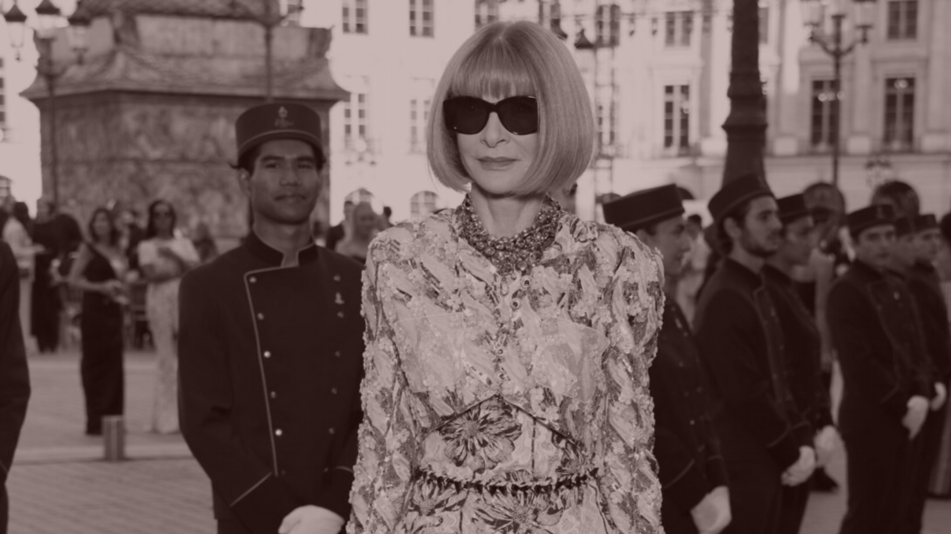 Anna in Paris